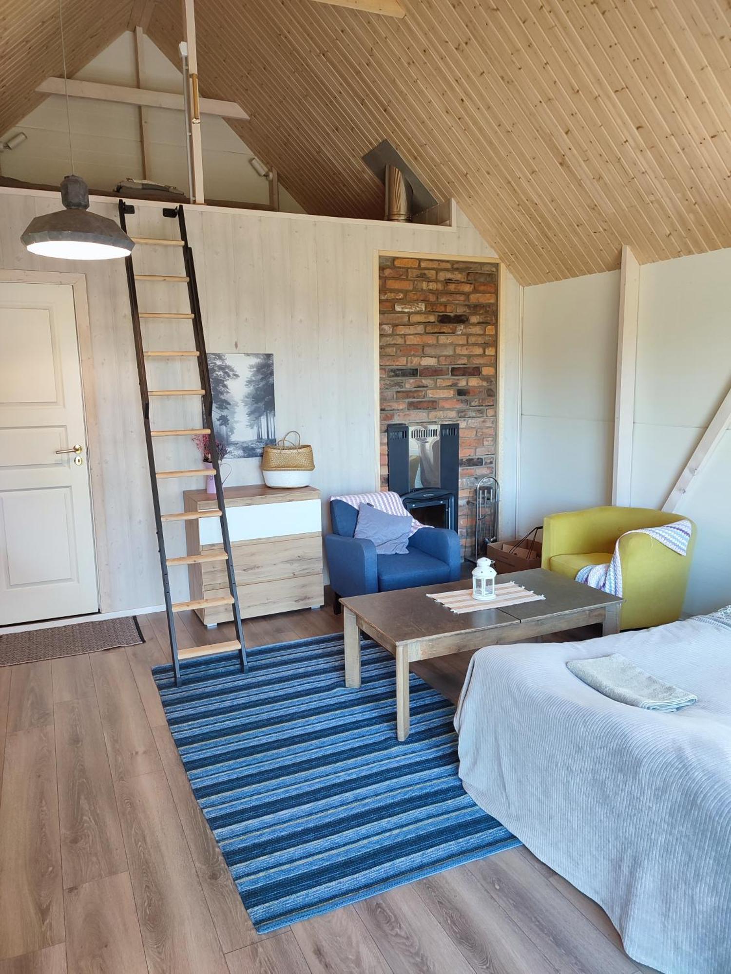Modern Sauna Cabin In Horse Ranch Liyeplauke Buitenkant foto