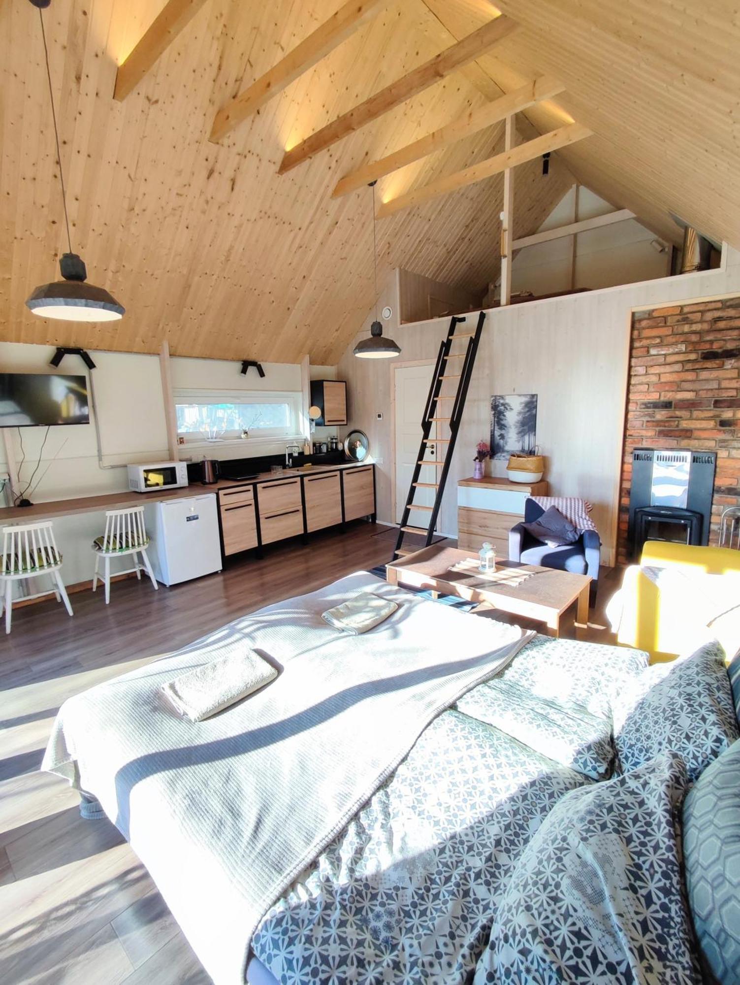 Modern Sauna Cabin In Horse Ranch Liyeplauke Buitenkant foto
