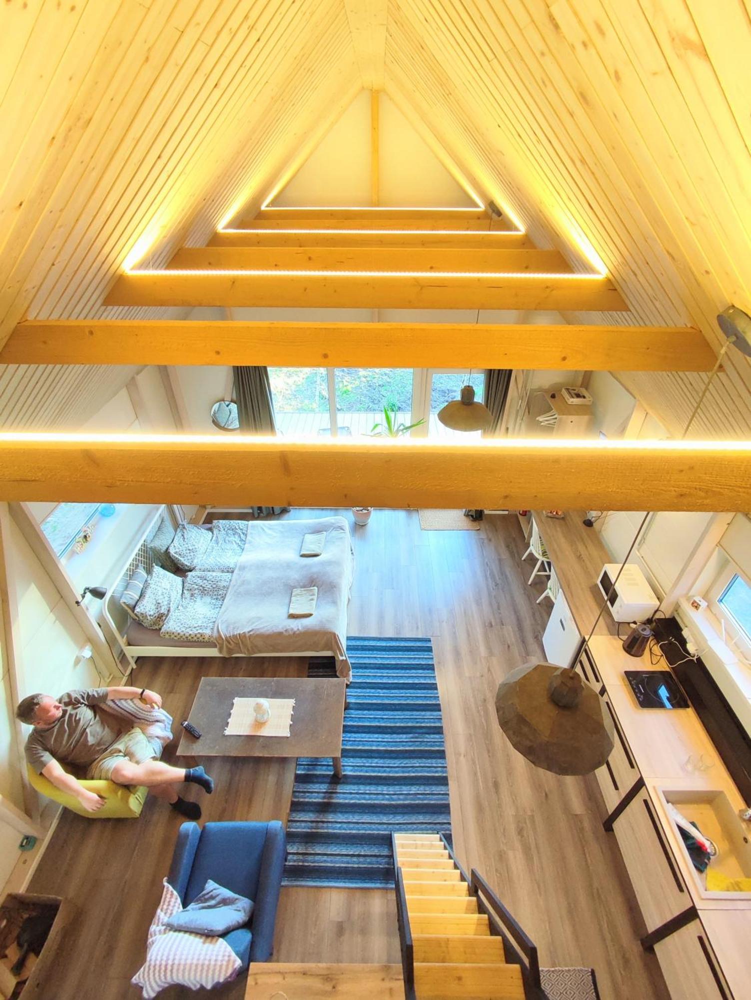 Modern Sauna Cabin In Horse Ranch Liyeplauke Buitenkant foto